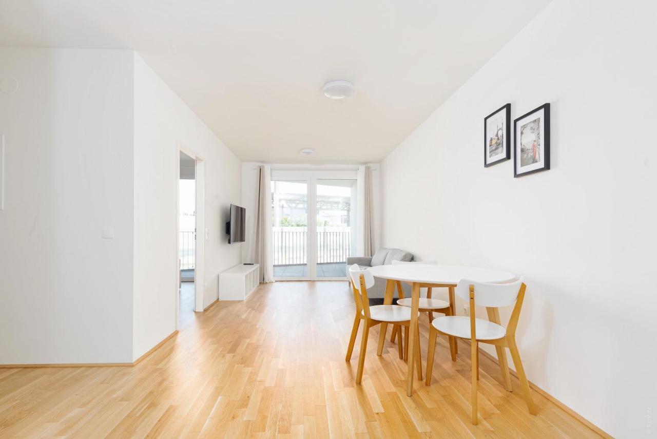 Whats-App Self-Check-In - 1Br Apartment, Near Airport,15 Min To Center Вена Экстерьер фото