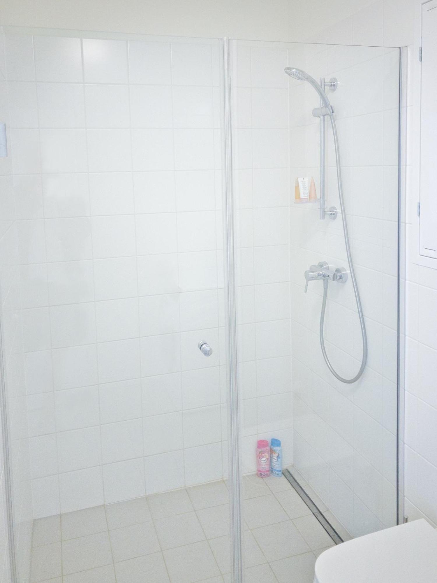 Whats-App Self-Check-In - 1Br Apartment, Near Airport,15 Min To Center Вена Номер фото